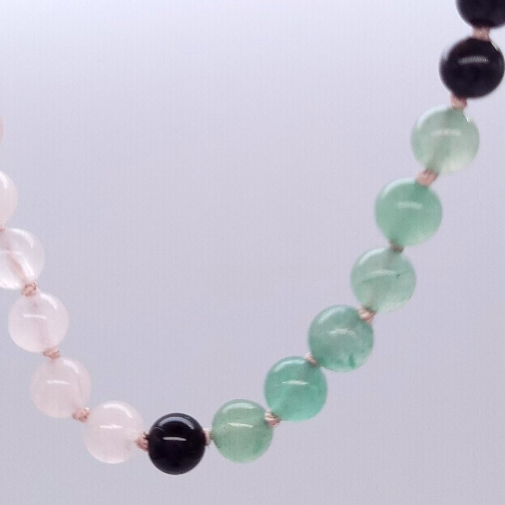 Choker Necklace Rainbow Obsidian Aventurine Rose Quartz Knot Silk Rocktula NWT - Picture 4 of 4